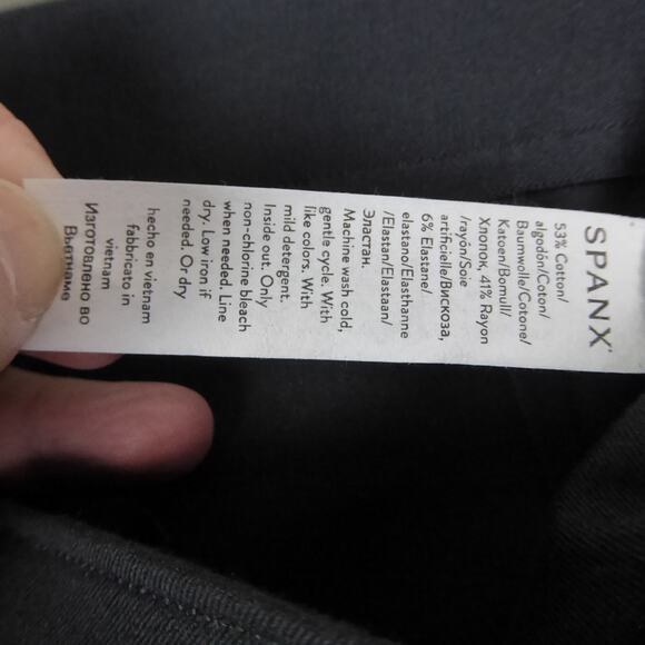 Spanx Pants Womens SZ M Pleated Front Tapered Leg Business Casual Ankle Crop - Picture 10 of 11